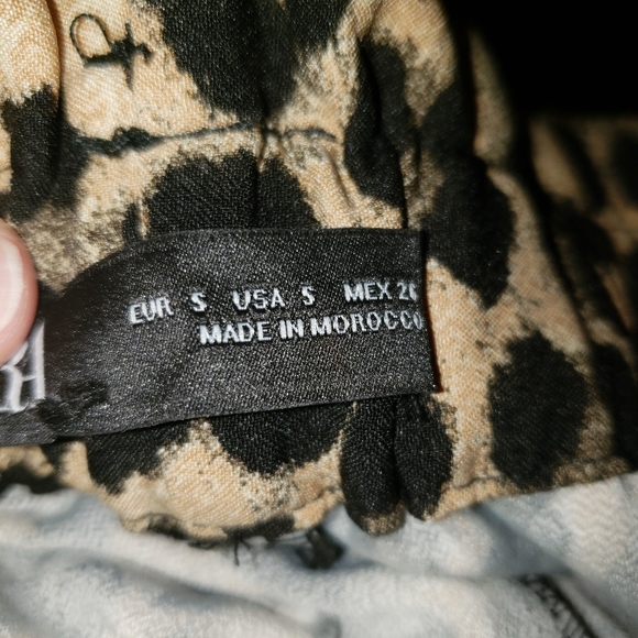 Animal print shorts - Picture 3 of 3